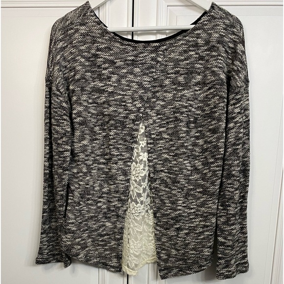 G 21 Women's Medium Scoop Neck Sweater Black Cream Specks Cream Lace Panel Top - Picture 5 of 9